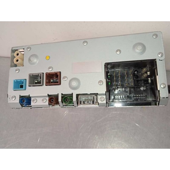 Recambio de sistema audio / radio cd para volvo v40 2.0 diesel cat referencia OEM IAM 31667701AA P31667701AA 