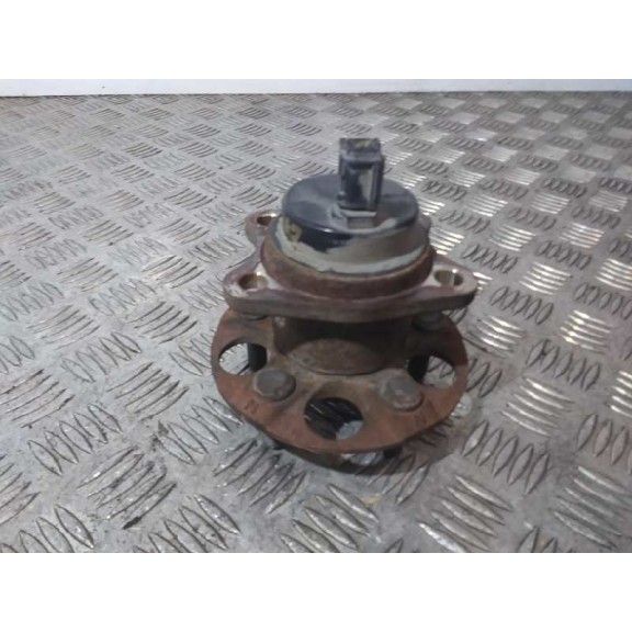 Recambio de mangueta trasera derecha para toyota prius (nhw30) eco referencia OEM IAM 8954452040  