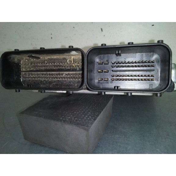 Recambio de centralita motor uce para bmw serie 3 berlina (e90) 320d referencia OEM IAM 7823420 0281014752 