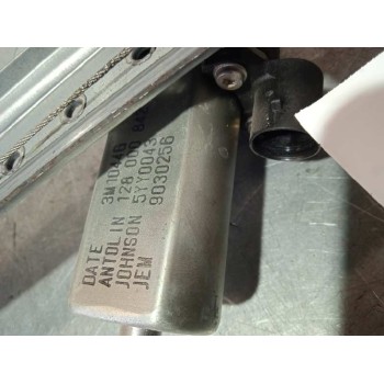 Recambio de elevalunas delantero derecho para dacia duster ambiance 4x2 referencia OEM IAM 3M0953A ELÉCTRICO 2 PINES 9030256