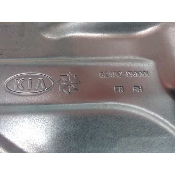 Recambio de elevalunas delantero derecho para kia soul 1.6 crdi cat referencia OEM IAM 824802KXXX  