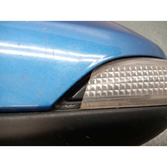 Recambio de retrovisor izquierdo para toyota auris active referencia OEM IAM  CON INTERMITENTE PARTIDO ABATIBLE 9 CABLES