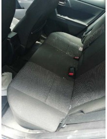 Recambio de asientos traseros para toyota auris active referencia OEM IAM    2