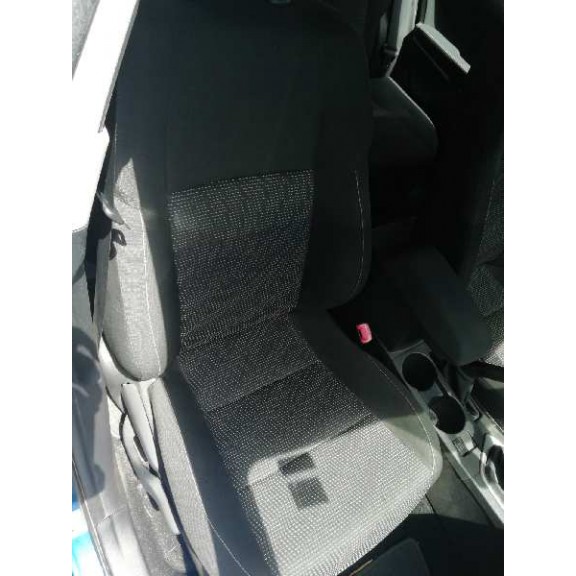 Recambio de asiento delantero derecho para toyota auris active referencia OEM IAM   