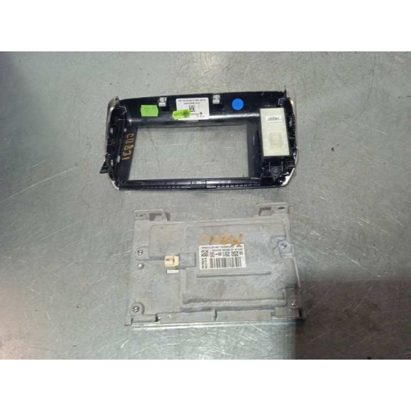 Recambio de display para peugeot 2008 (--.2013) access referencia OEM IAM 9825029180  NAVEGADOR