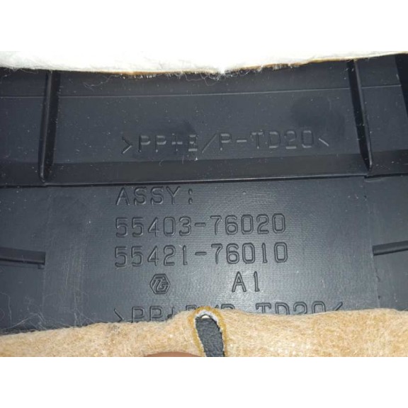 Recambio de plasticos para lexus ct 200h referencia OEM IAM 5540376020 VISERA CUADRO CUERO