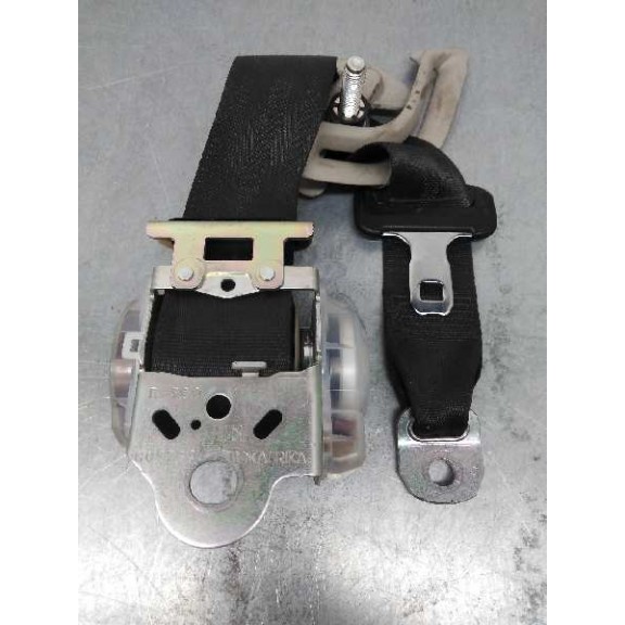 Recambio de cinturon seguridad trasero derecho para lexus ct 200h referencia OEM IAM 7S7630  