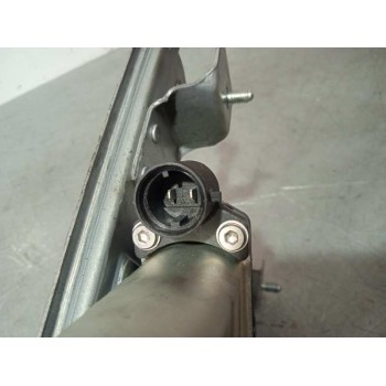 Recambio de elevalunas trasero derecho para dacia duster ambiance 4x2 referencia OEM IAM 3M1044G ELÉCTRICO 2 PINES 82007338320