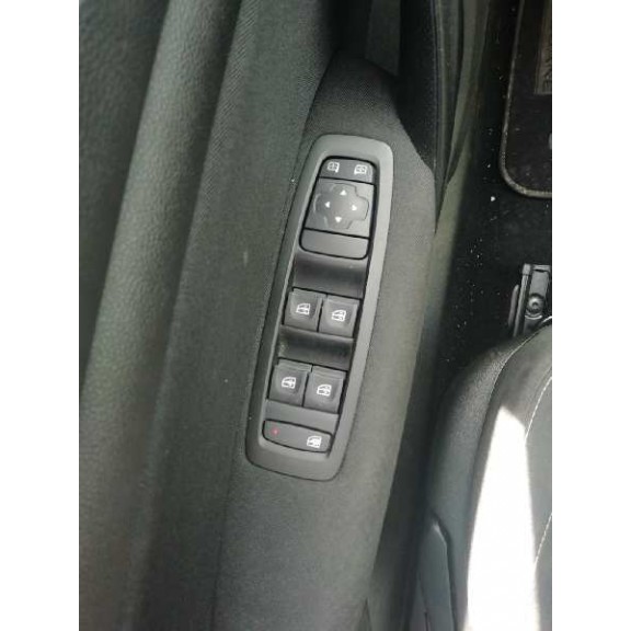 Recambio de mando elevalunas delantero izquierdo para renault megane iv berlina 5p limited referencia OEM IAM   