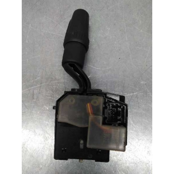 Recambio de mando luces para mazda 3 berlina (bk) 1.6 16v cat referencia OEM IAM 17D682  VOLANTE