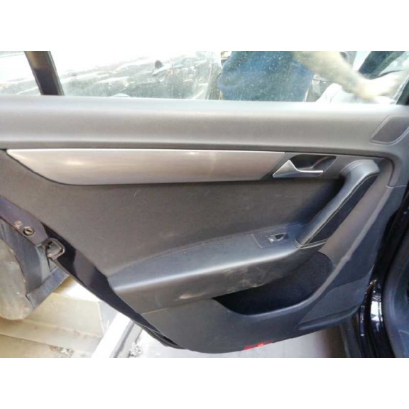 Recambio de guarnecido puerta trasera izquierda para volkswagen passat lim. (362) 2.0 tdi referencia OEM IAM   