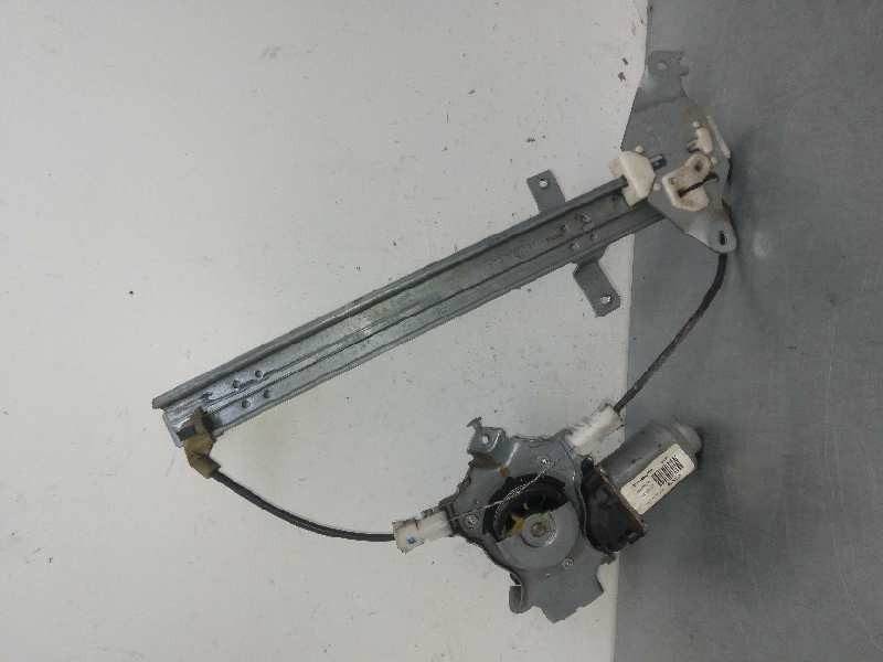 Recambio de elevalunas trasero derecho para nissan almera tino (v10m) acenta referencia OEM IAM 400600 82720BU000 2 PINS