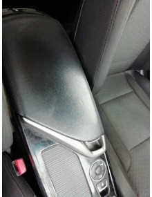 Recambio de apoyabrazos central para hyundai i40 comfort referencia OEM IAM    2