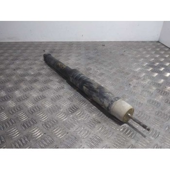 Recambio de amortiguador trasero izquierdo para renault clio iv limited referencia OEM IAM 562109815R  