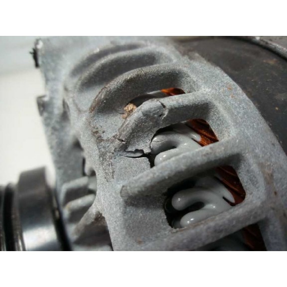 Recambio de alternador para ford mustang gt referencia OEM IAM JR3T10300EA 5.800KM TN1042110620