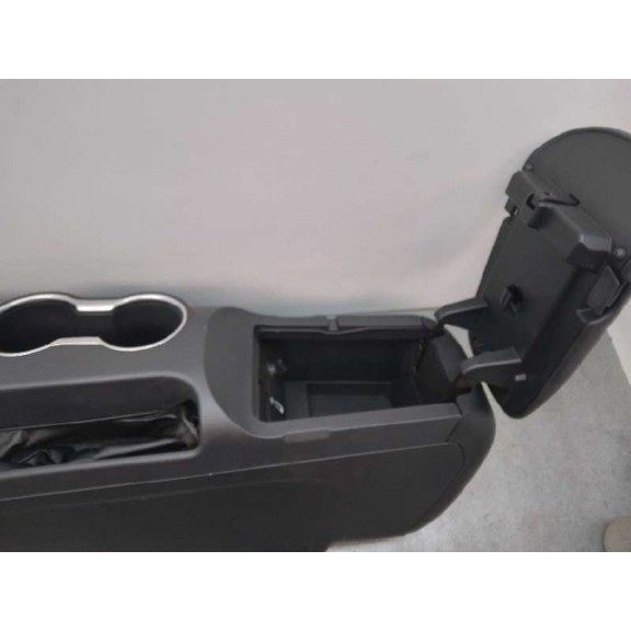 Recambio de apoyabrazos central para ford mustang gt referencia OEM IAM GR3B63045B44 208KM 