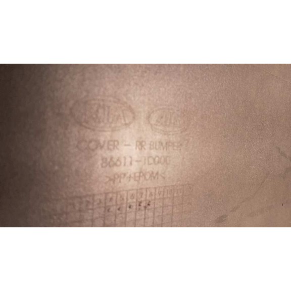 Recambio de paragolpes trasero para kia carens (un) concept referencia OEM IAM 866111D000 GRIS TOCADO VER FOTOS