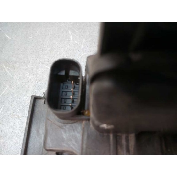 Recambio de cerradura puerta trasera derecha para mercedes-benz clase c w205 c200 bluetec referencia OEM IAM A0997303800 4 PINES