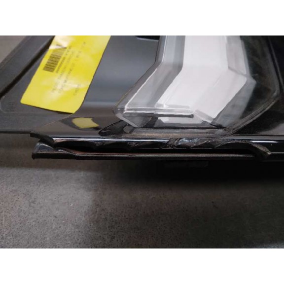 Recambio de piloto trasero derecho para ford mustang gt referencia OEM IAM JR3B13B504A TOCADO 