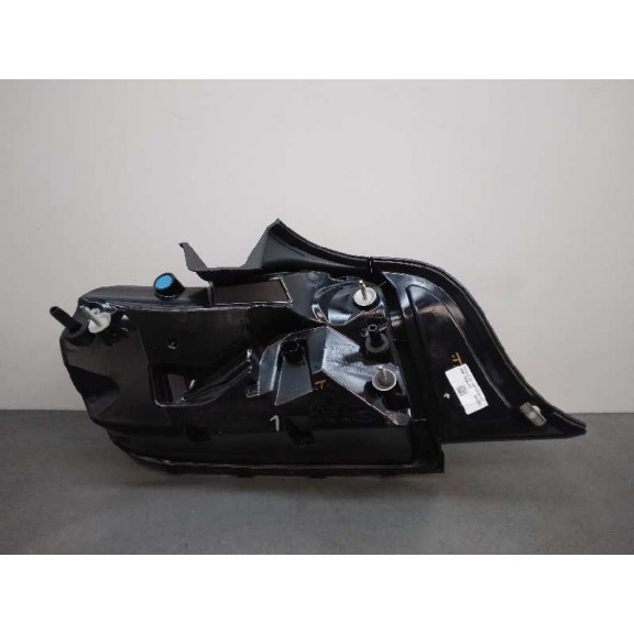 Recambio de piloto trasero derecho para ford mustang gt referencia OEM IAM JR3B13B504A TOCADO 