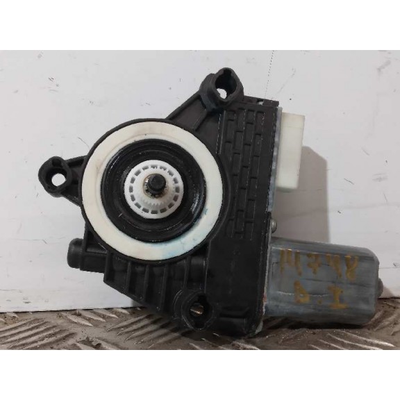 Recambio de motor elevalunas delantero izquierdo para bmw serie 1 lim. (f40) referencia OEM IAM CMOA0750L 19031060024 