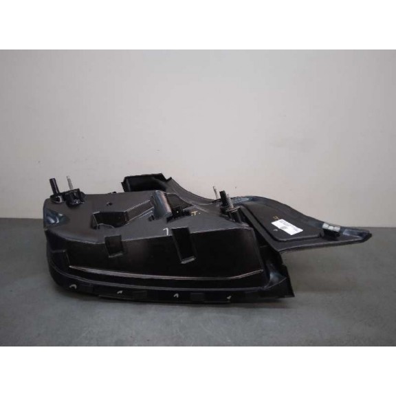 Recambio de piloto trasero derecho para ford mustang gt referencia OEM IAM JR3B13B504A TOCADO 