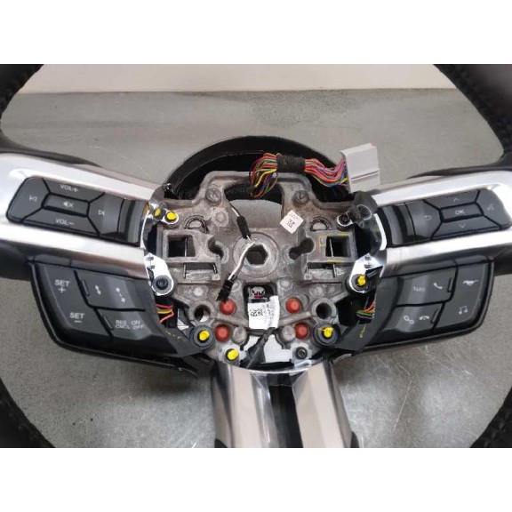 Recambio de volante para ford mustang gt referencia OEM IAM JR33C699D90 BUEN ESTADO CON MANDOS