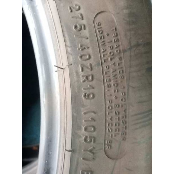 Recambio de neumatico para ford mustang gt referencia OEM IAM 275-40-19105Y X2 19