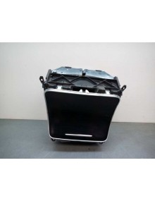 Recambio de consola central para mercedes-benz clase c w205 c200 bluetec referencia OEM IAM A2056800210 PORTAOBJETOS 