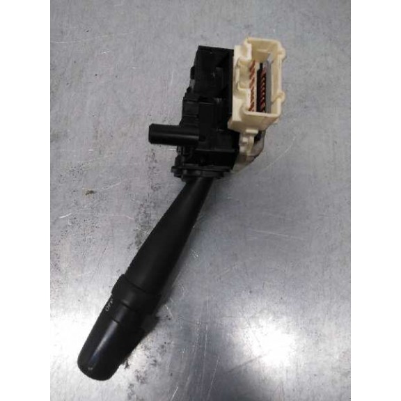 Recambio de mando luces para toyota avensis berlina (t25) 1.8 sol sedán (4-ptas.) referencia OEM IAM 8414005140 173650B VOLANTE