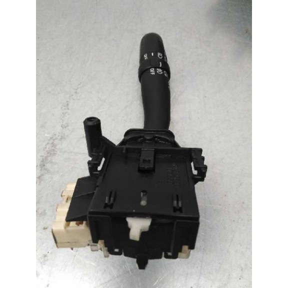 Recambio de mando luces para toyota avensis berlina (t25) 1.8 sol sedán (4-ptas.) referencia OEM IAM 8414005140 173650B VOLANTE