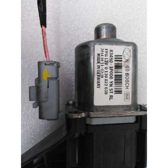 Recambio de motor elevalunas trasero izquierdo para hyundai ix20 tecno referencia OEM IAM 834501P000 0130822639 2 CABLES