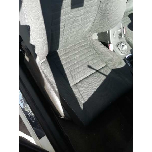 Recambio de asiento delantero derecho para renault megane iii coupe limited referencia OEM IAM  3 PUERTAS 