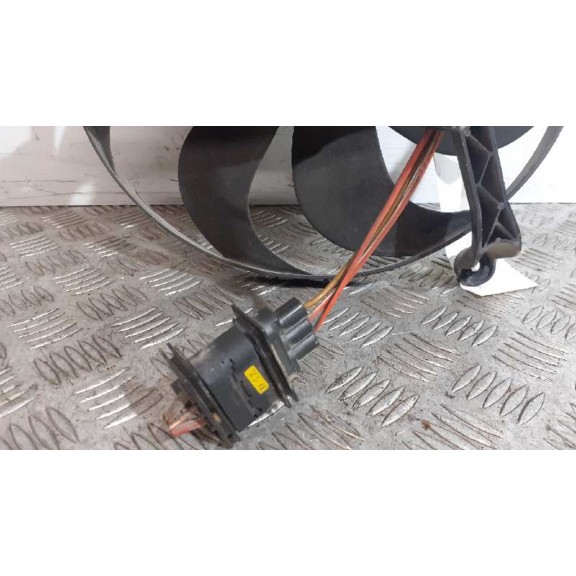 Recambio de electroventilador para volkswagen polo (9n1) 1.9 tdi referencia OEM IAM 881060902  