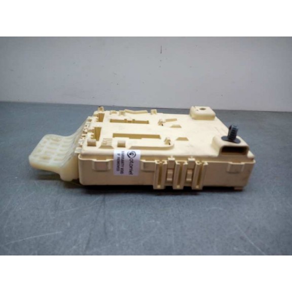 Recambio de caja reles / fusibles para hyundai ix35 1.7 crdi cat referencia OEM IAM 919502S521  
