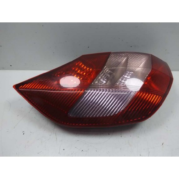 Recambio de piloto trasero izquierdo para renault grand scenic 1.9 dci referencia OEM IAM 8200127704  