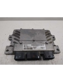 Recambio de centralita motor uce para ford fiesta (cb1) ambiente referencia OEM IAM AV2112A650CD  