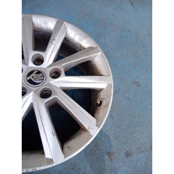 Recambio de llanta para skoda octavia combi (5e5) 1.6 tdi dpf referencia OEM IAM 7JX17H2ET49 X1 17