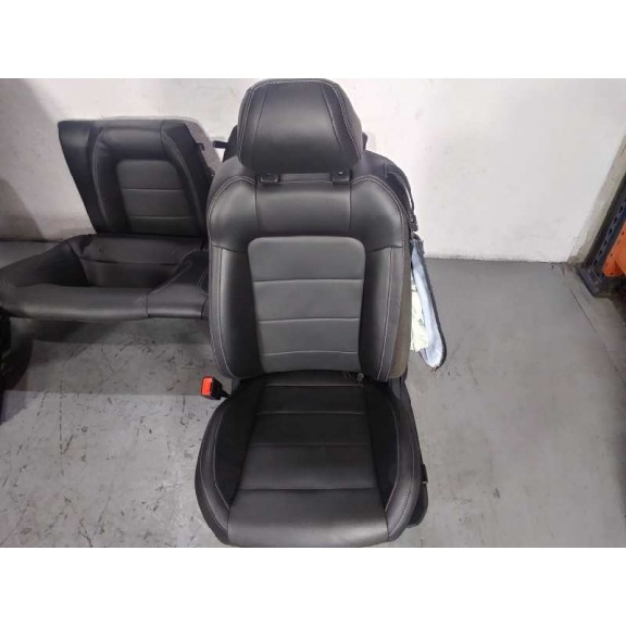 Recambio de juego asientos completo para ford mustang gt referencia OEM IAM  AIRBAG IZQUIERDO SALTADO 