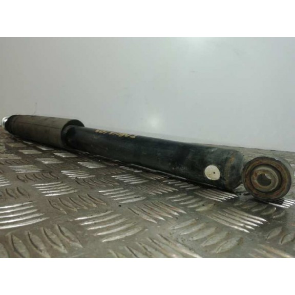 Recambio de amortiguador trasero derecho para nissan juke (f15) acenta referencia OEM IAM 562101KC1B E62101KC1B E62101KD2A