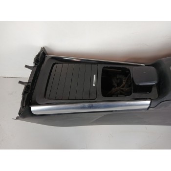 Recambio de apoyabrazos central para mercedes-benz gla (h247) gla 200 d (247.712) referencia OEM IAM A24768318009051  A177680660