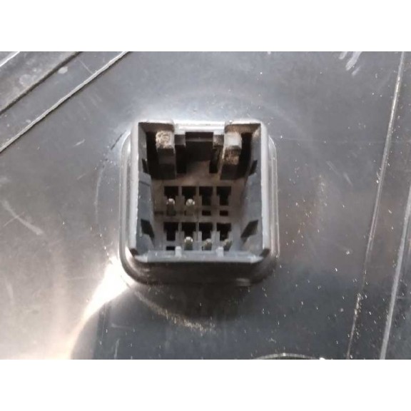 Recambio de retrovisor derecho para hyundai i30cw 1.6 crdi cat referencia OEM IAM  5 PINES 