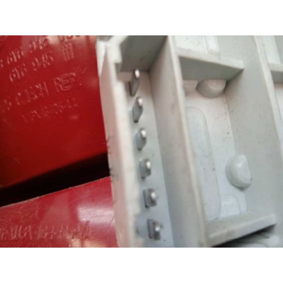 Recambio de piloto trasero izquierdo para skoda fabia (6y2/6y3) attractive referencia OEM IAM 6Y6945111 1ª SERIE 6Y6945095