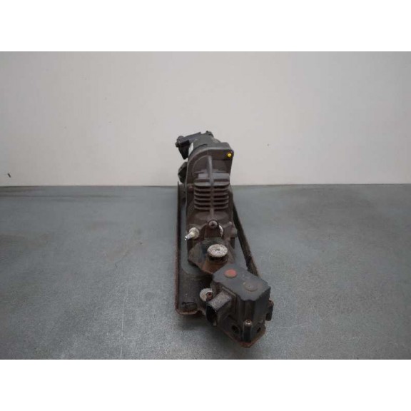 Recambio de bomba suspension para bmw serie 5 touring (e61) 525d referencia OEM IAM 7602702618  