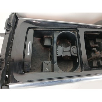 Recambio de apoyabrazos central para mercedes-benz gla (h247) gla 200 d (247.712) referencia OEM IAM A24768318009051  A177680660