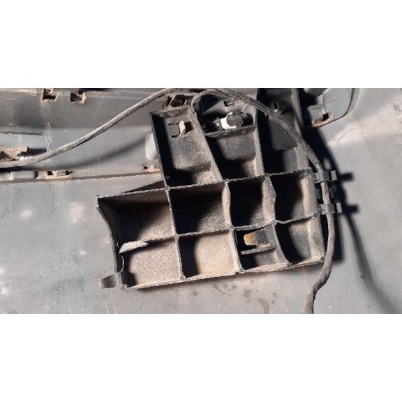 Recambio de paragolpes trasero para citroën c4 berlina 1.6 16v hdi fap referencia OEM IAM  GRIS OSCURO SOPORTE IZDO ROTO