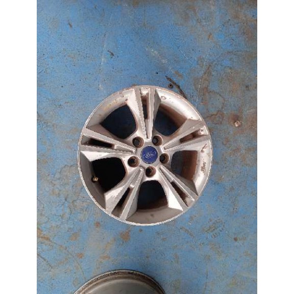 Recambio de llanta para ford focus lim. (cb8) 1.6 tdci cat referencia OEM IAM 70JX16H2ET50 X1 16