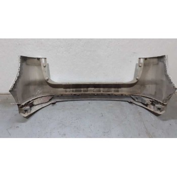 PARAGOLPES TRASERO BLANCO TOCADOY PARA PINTAR