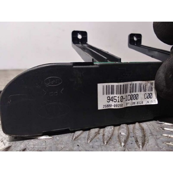 Recambio de display para kia carens (un) 2.0 crdi referencia OEM IAM 945101D000  
