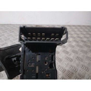 Recambio de mando limpia para dacia duster ambiance 4x2 referencia OEM IAM 8200792587  